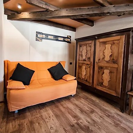 팜스테이 Rivet D'or 프라젤라토