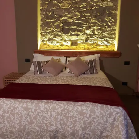 Rivet D'or 팜스테이 프라젤라토